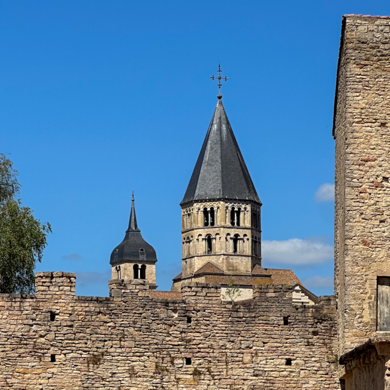 Comment estimer une maison de caractère à Cluny