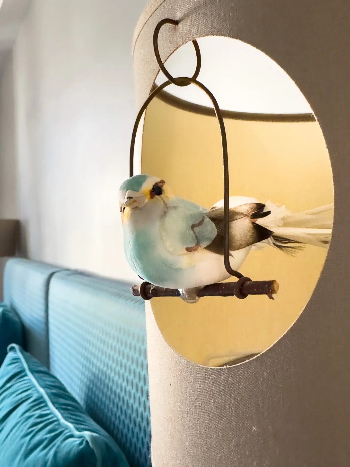 Détail décoratif d’une chambre dans une maison de caractère du XVIIe siècle à Charolles en Bourgogne du Sud